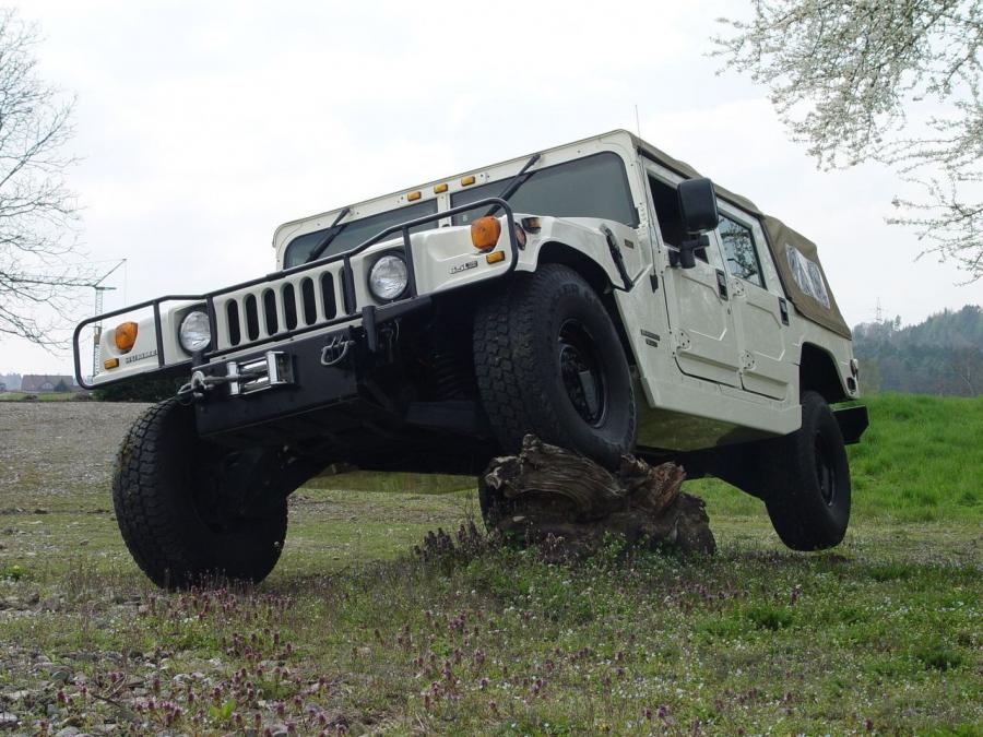  Hummer H1 Convertible 1992 года  (фото 28 из 40)